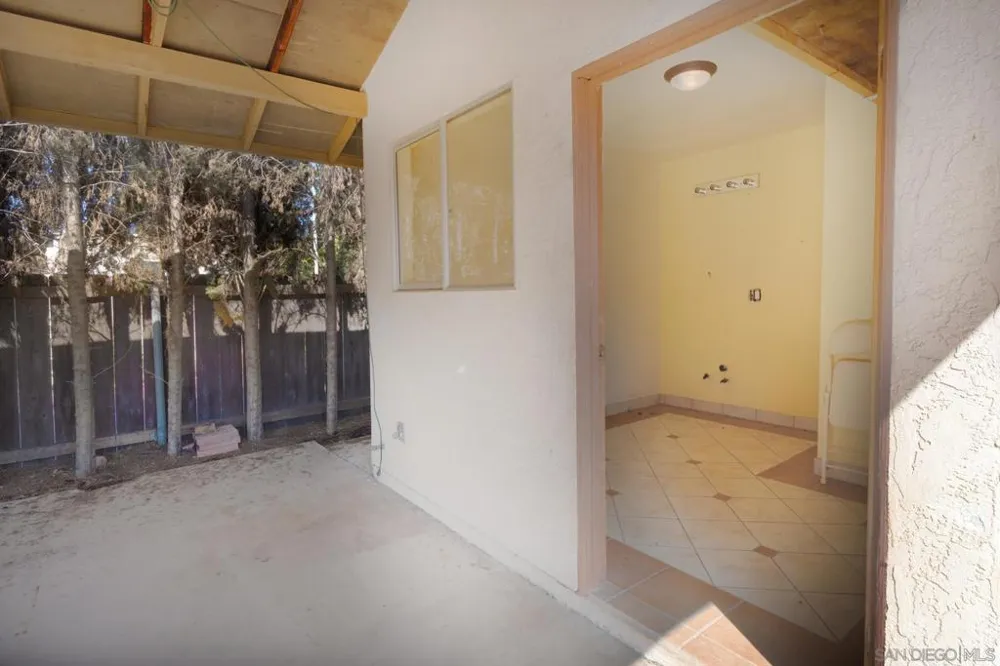 1460 E Lexington El Cajon, CA 92019