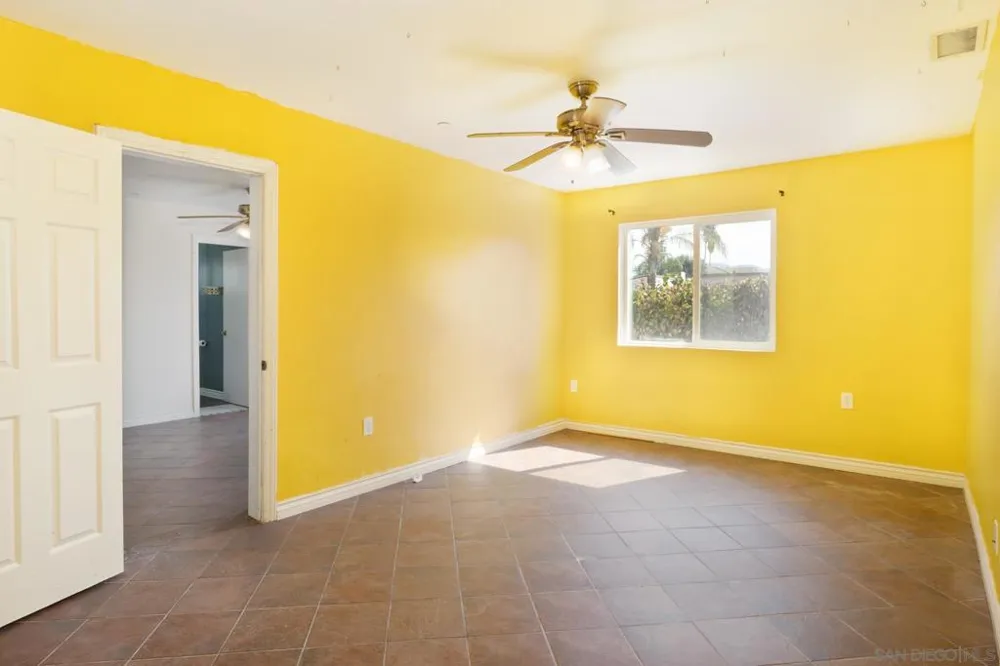 1460 E Lexington El Cajon, CA 92019