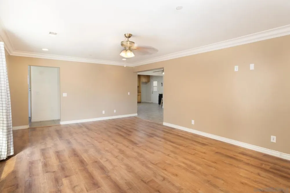 1460 E Lexington El Cajon, CA 92019