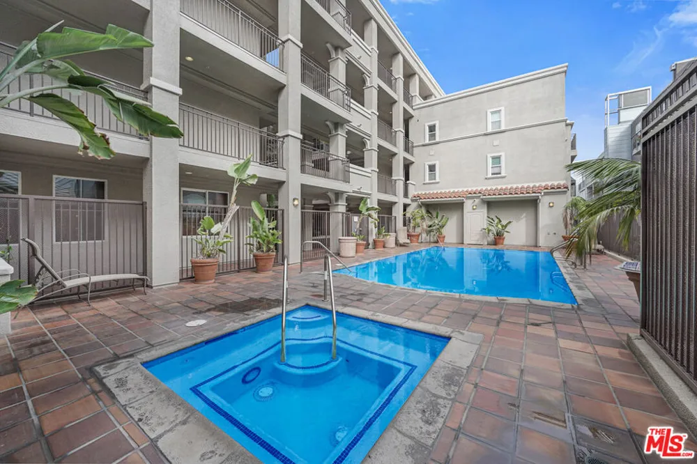 4060 Glencoe Avenue #312 Marina del Rey, CA 90292