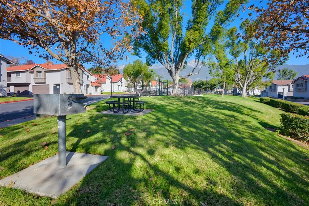 9896 Highland Rancho Cucamonga, CA 91737