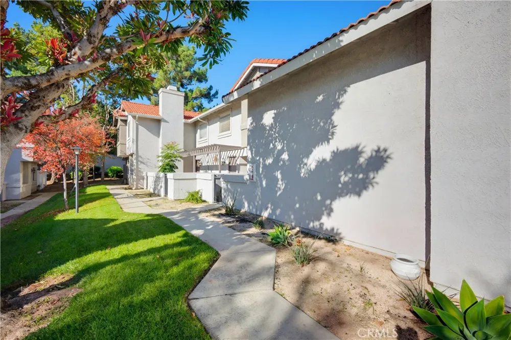 9896 Highland Rancho Cucamonga, CA 91737
