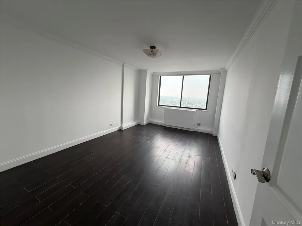 1 Bay Club Drive #19N Bayside, NY 11360