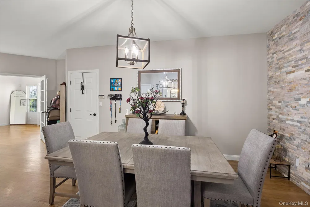 4 Sunflower Ridge Road South Setauket, NY 11720