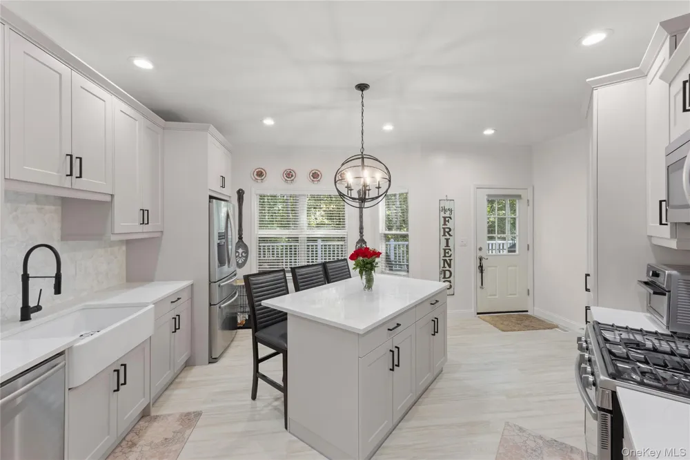 4 Sunflower Ridge Road South Setauket, NY 11720