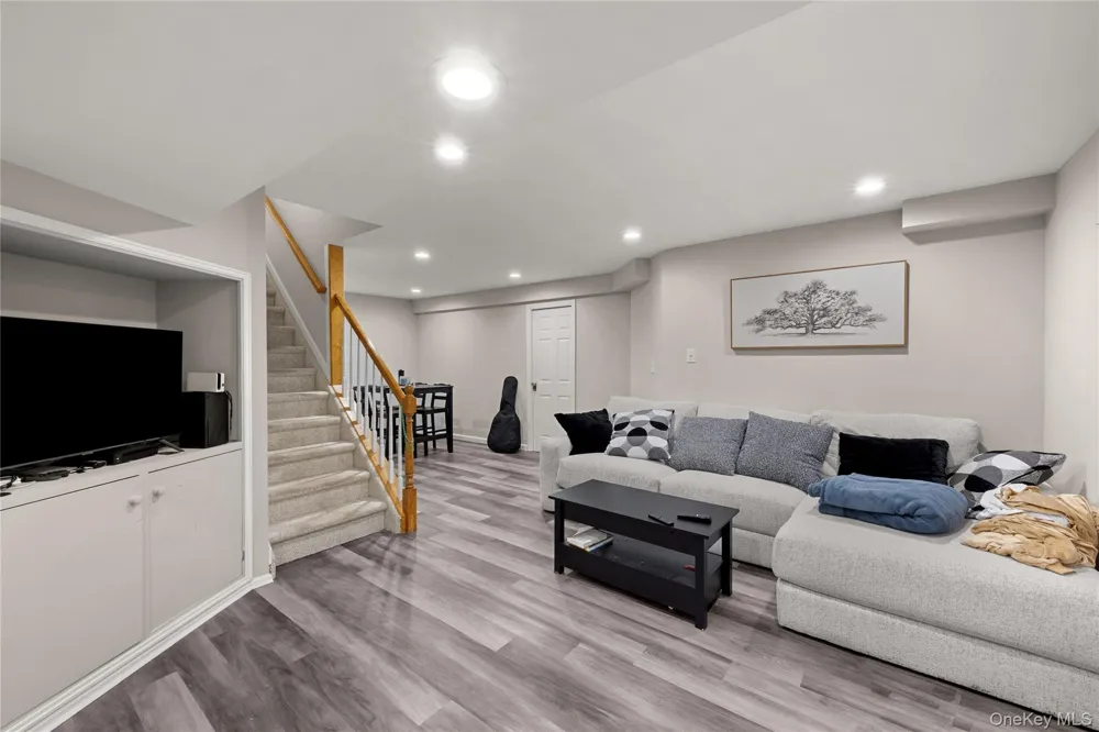 4 Sunflower Ridge Road South Setauket, NY 11720