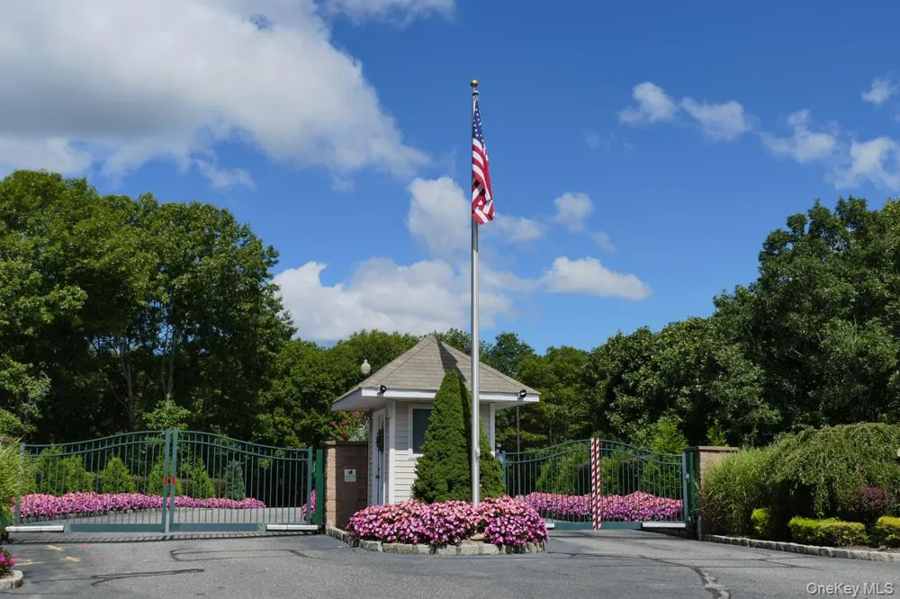 4 Sunflower Ridge Road South Setauket, NY 11720