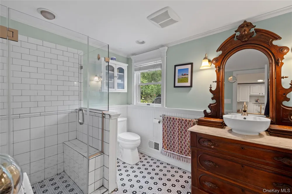 18 Walnut Avenue Setauket, NY 11733
