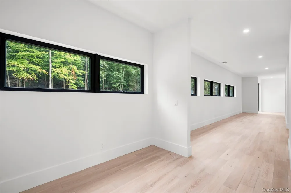 39 Mountain Lane Beacon, NY 12508