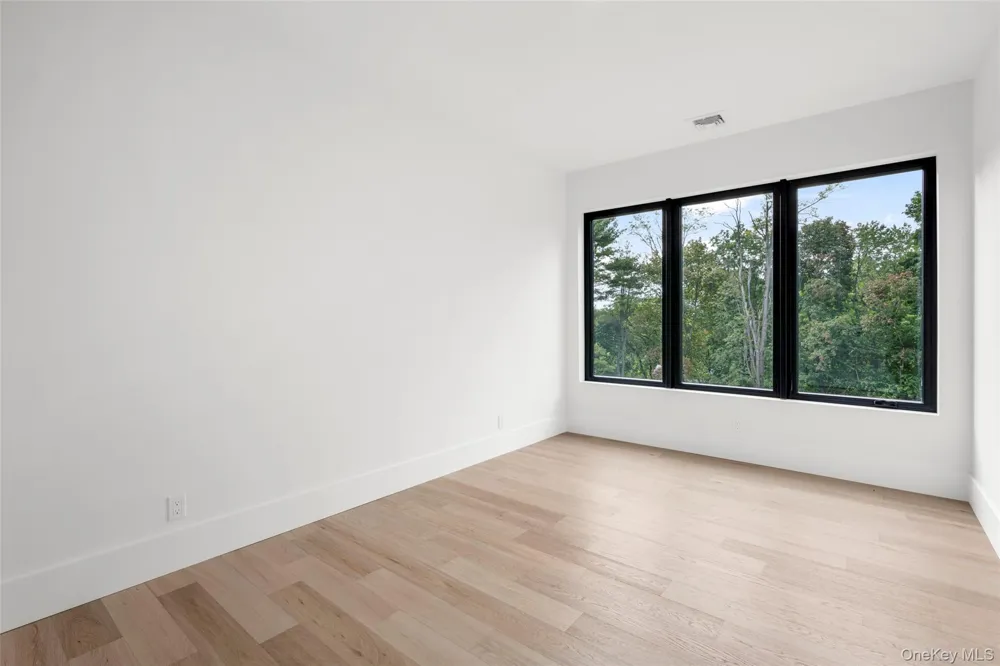 39 Mountain Lane Beacon, NY 12508