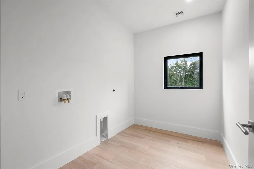 39 Mountain Lane Beacon, NY 12508