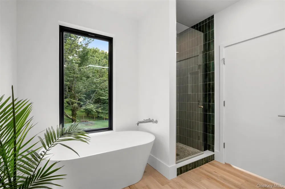39 Mountain Lane Beacon, NY 12508