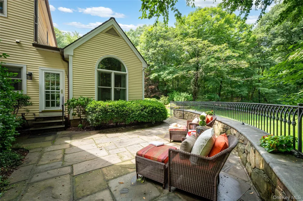 55 Old Logging Road Bedford, NY 10506