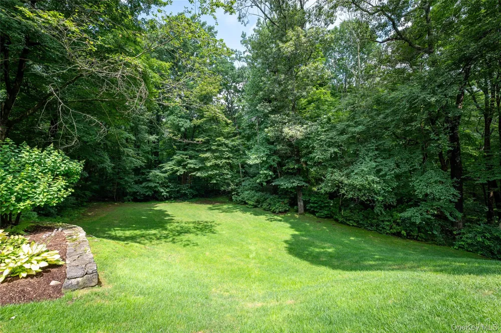 55 Old Logging Road Bedford, NY 10506