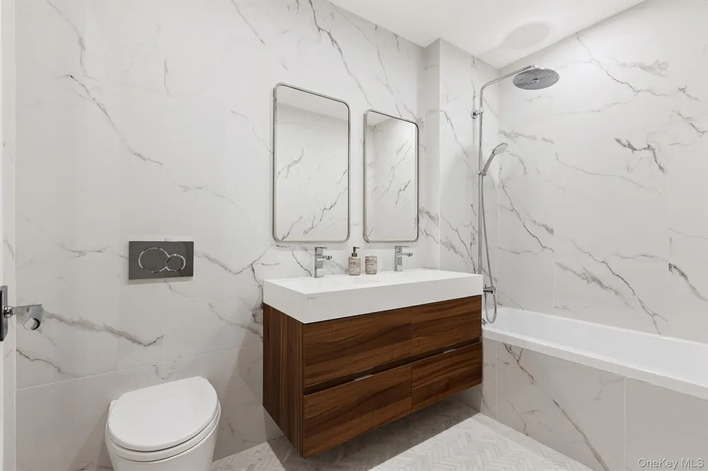 78-29 Austin Street #TH7 Forest Hills, NY 11375