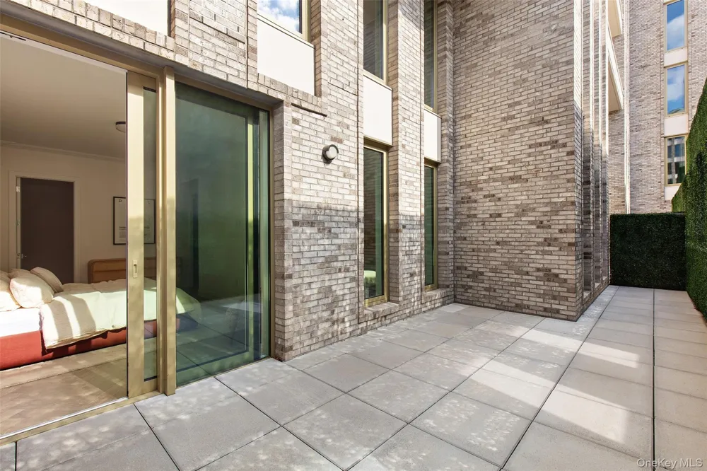 78-29 Austin Street #TH7 Forest Hills, NY 11375