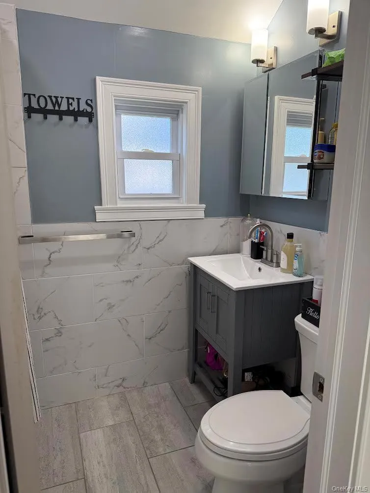 19 9th Avenue Huntington Station, NY 11746