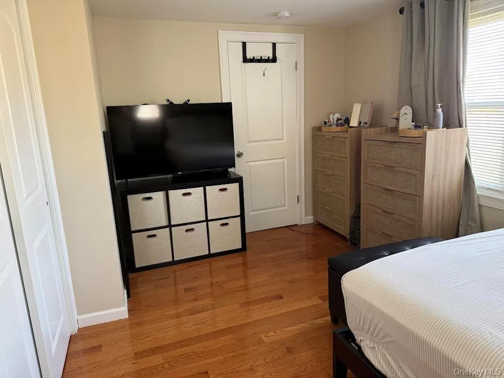 19 9th Avenue Huntington Station, NY 11746