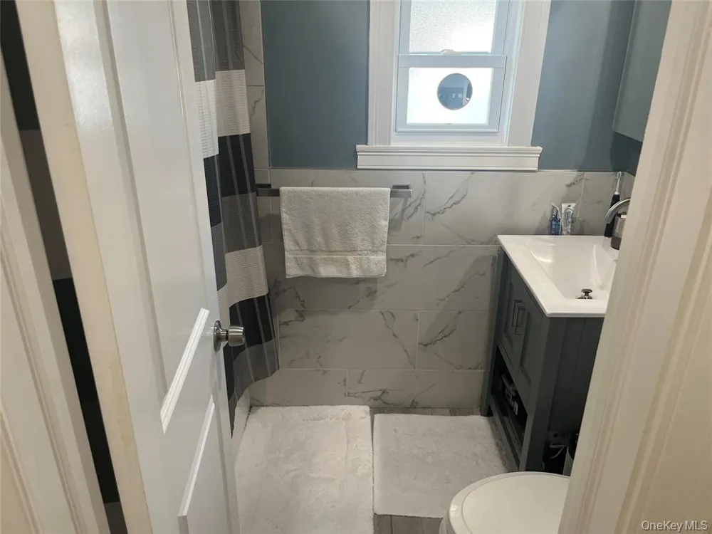 19 9th Avenue Huntington Station, NY 11746