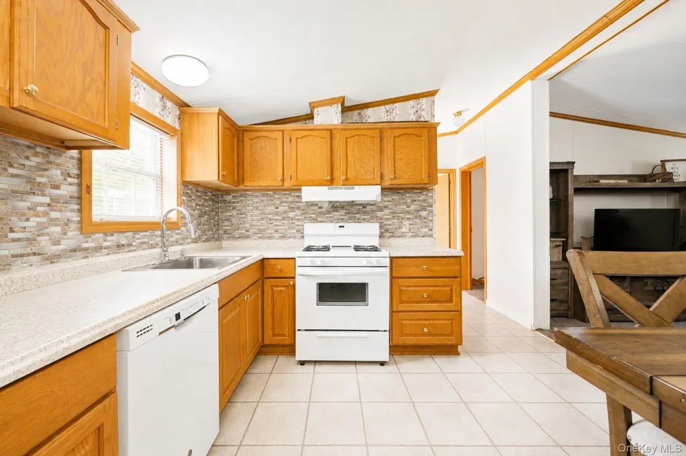 42 Feller Court Lagrangeville, NY 12603