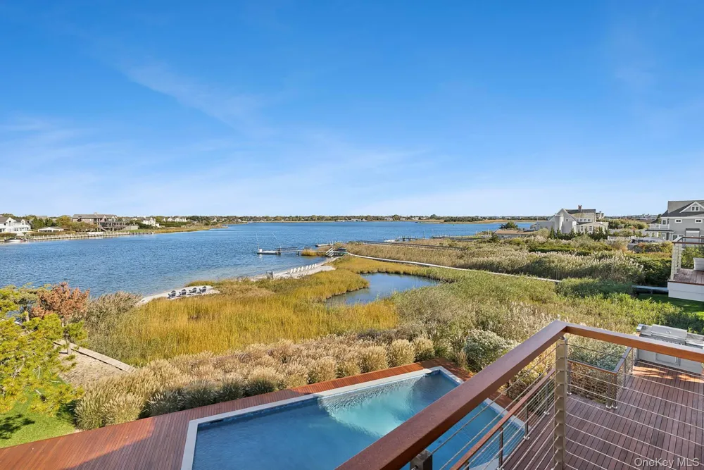 218 Dune Road Westhampton Beach, NY 11978