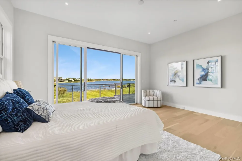 218 Dune Road Westhampton Beach, NY 11978