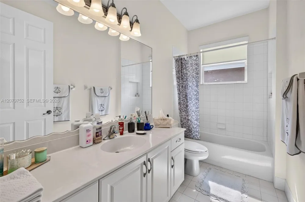 17579 SW 54th St Miramar, FL 33029