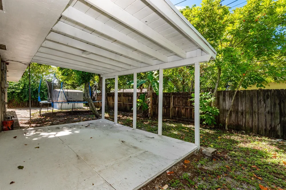 6720 SW 17TH STREET SW North Lauderdale, FL 33309