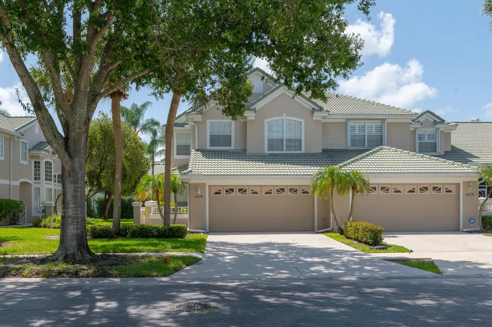 1676 SW Harbour Isles Circle #97 Port St. Lucie, FL 34986