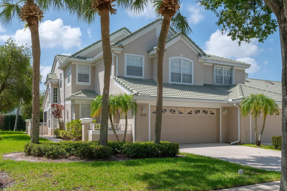 1676 SW Harbour Isles Circle #97 Port St. Lucie, FL 34986