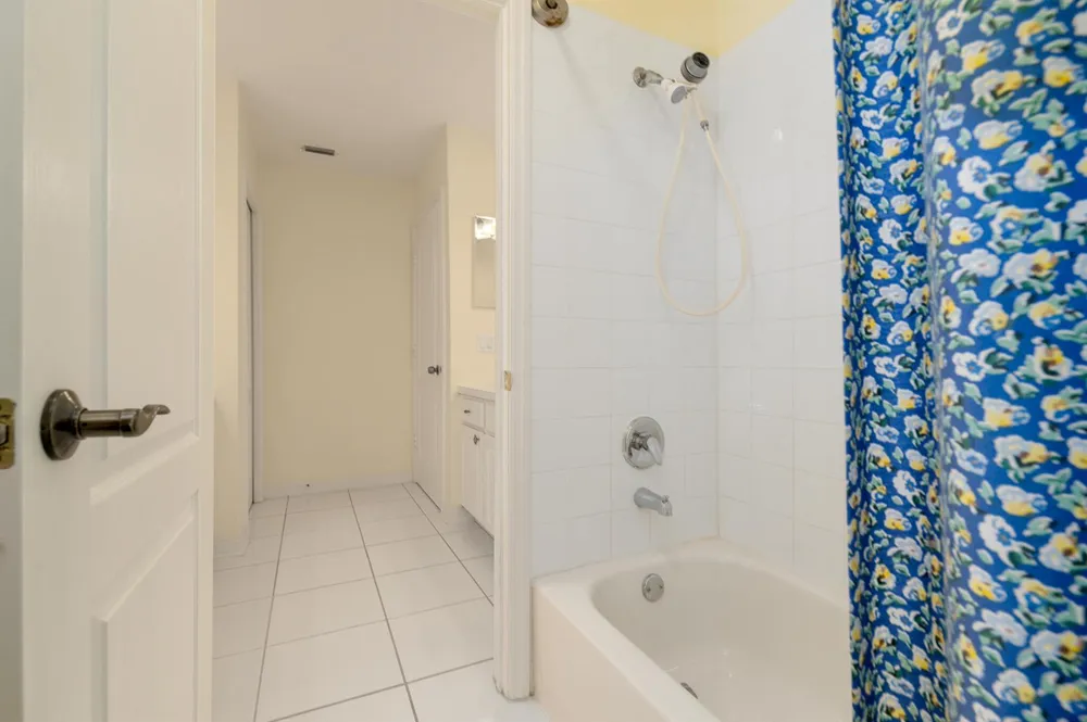 1676 SW Harbour Isles Circle #97 Port St. Lucie, FL 34986