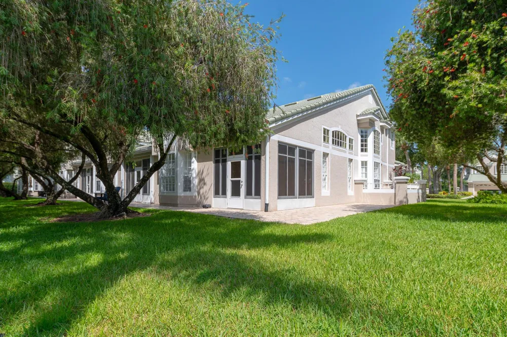1676 SW Harbour Isles Circle #97 Port St. Lucie, FL 34986