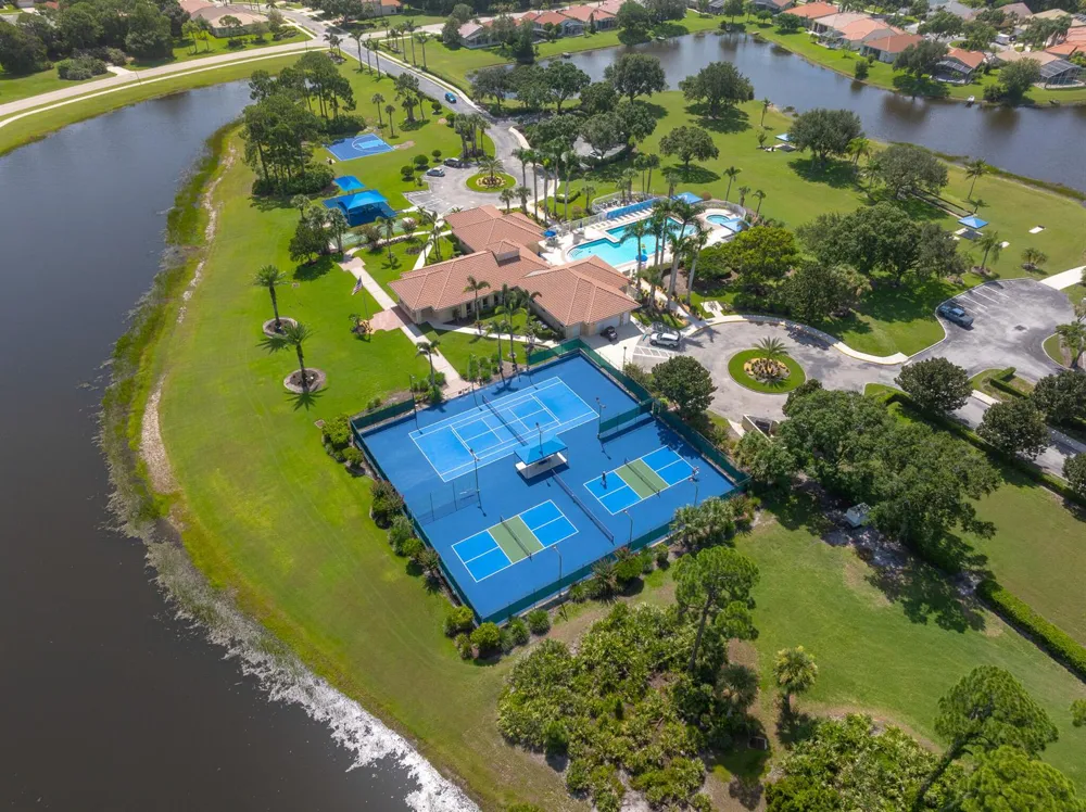 1676 SW Harbour Isles Circle #97 Port St. Lucie, FL 34986