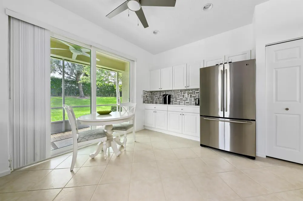9142 BAY POINT CIRCLE West Palm Beach, FL 33411