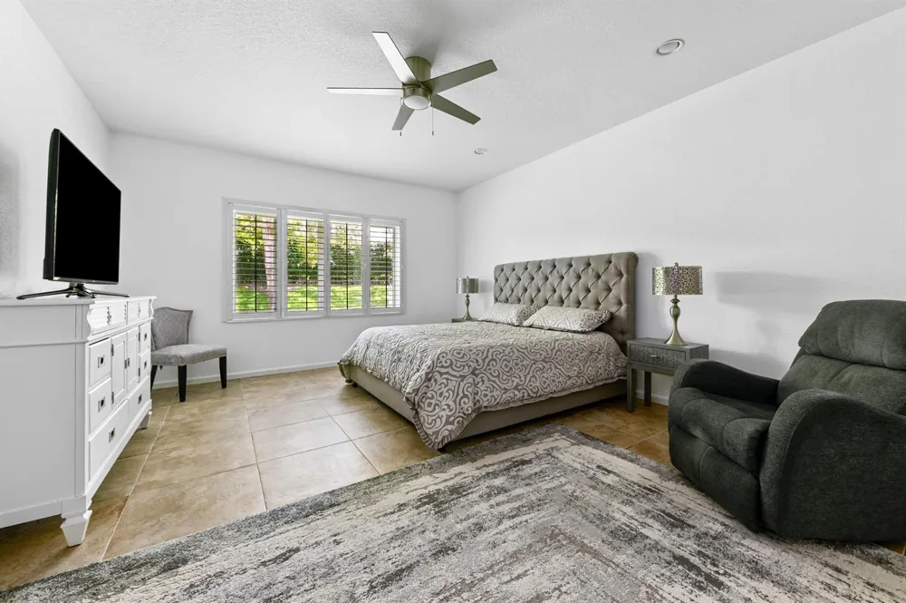 9142 BAY POINT CIRCLE West Palm Beach, FL 33411