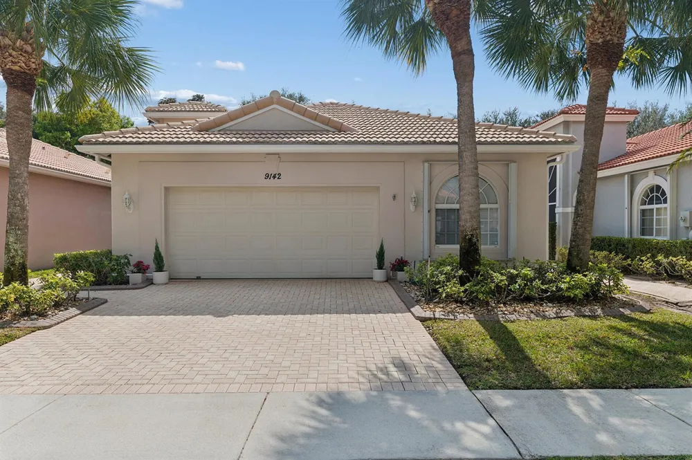9142 BAY POINT CIRCLE West Palm Beach, FL 33411
