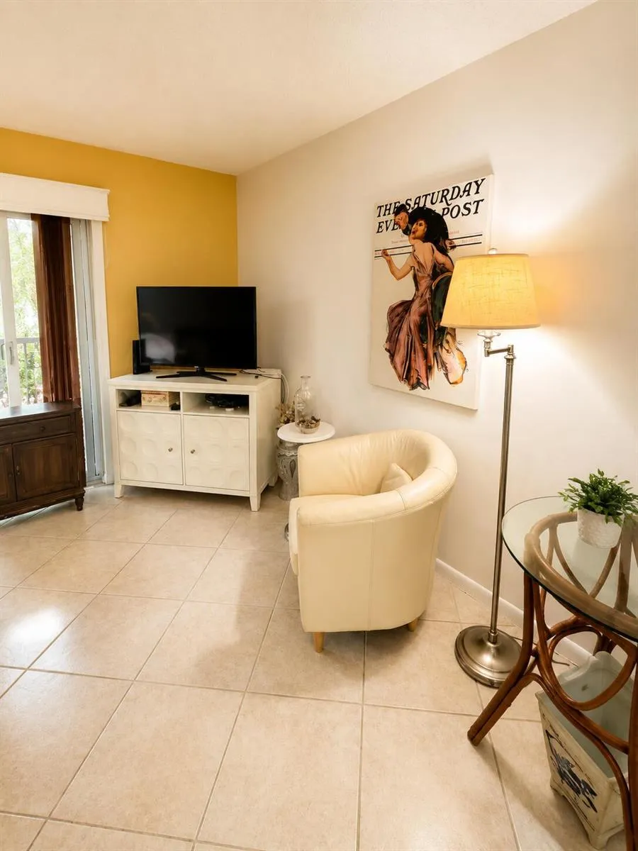 5680 SW 3rd Place #106 Margate, FL 33068