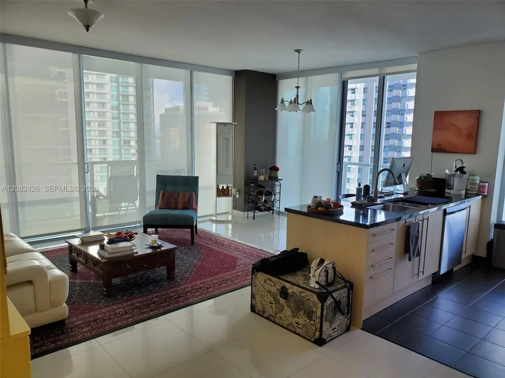 1111 SW 1  AVE #2219-N Miami, FL 33130