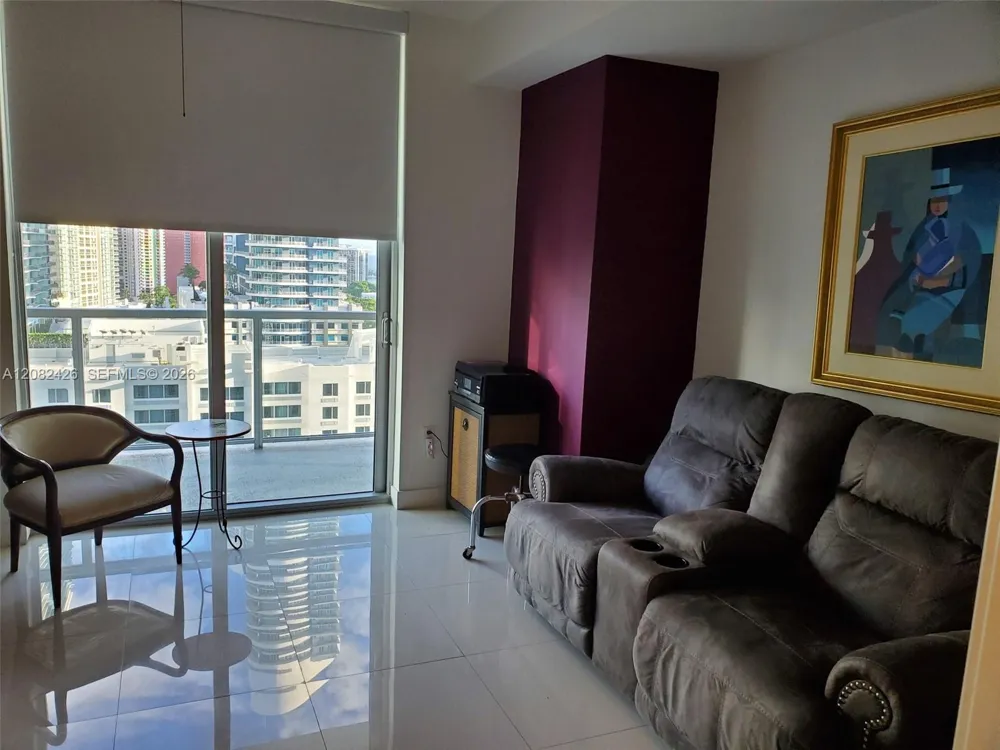 1111 SW 1  AVE #2219-N Miami, FL 33130