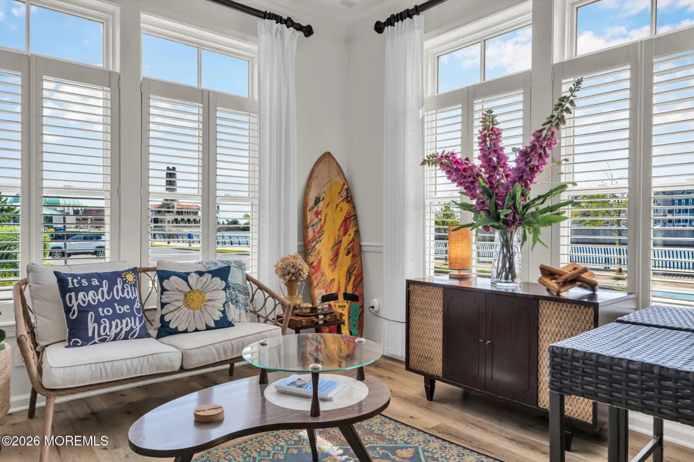 301 Lake Avenue #1 Asbury Park, NJ 07712