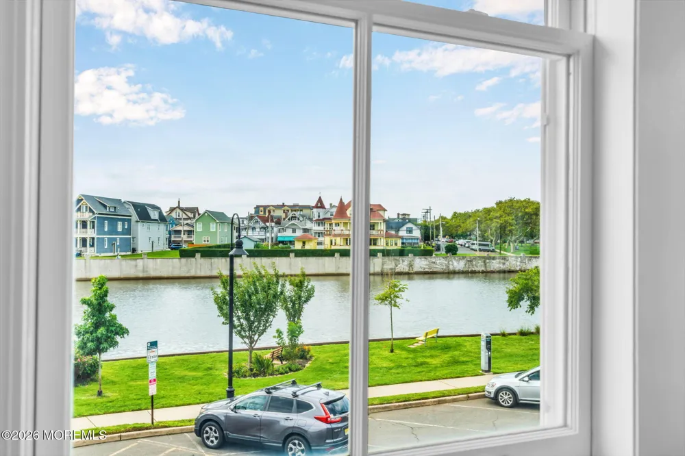 301 Lake Avenue #1 Asbury Park, NJ 07712