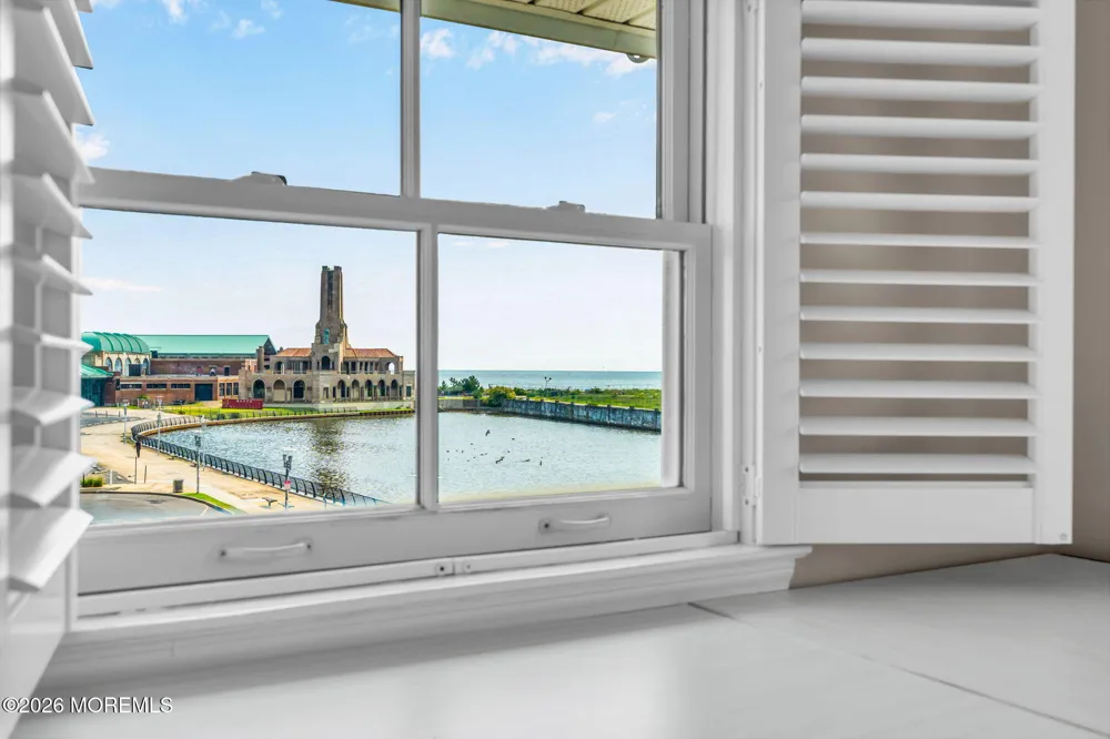 301 Lake Avenue #1 Asbury Park, NJ 07712