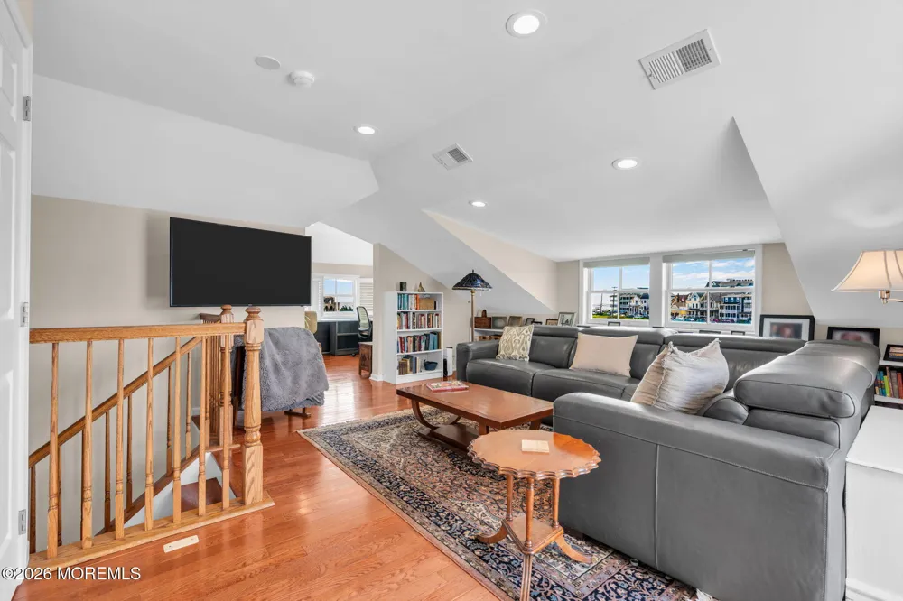 301 Lake Avenue #1 Asbury Park, NJ 07712
