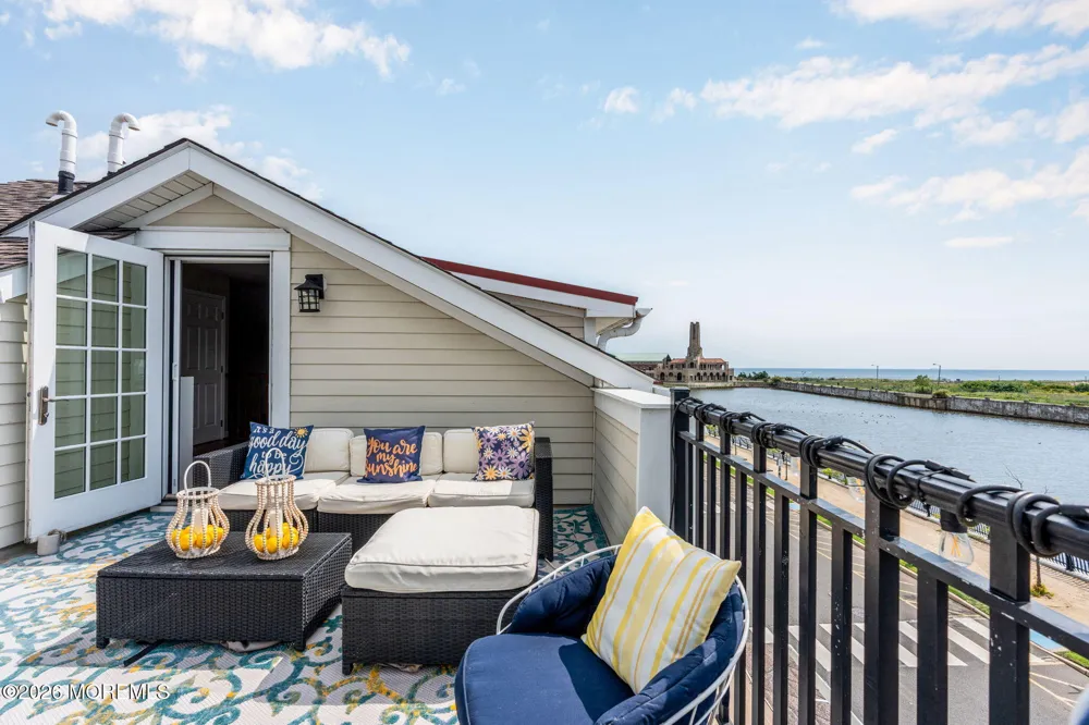 301 Lake Avenue #1 Asbury Park, NJ 07712