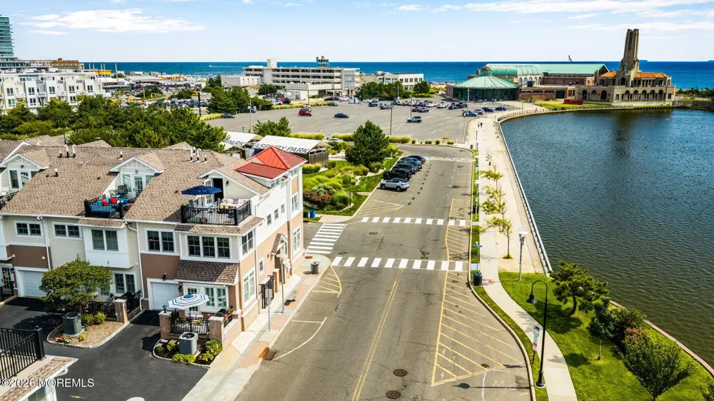 301 Lake Avenue #1 Asbury Park, NJ 07712