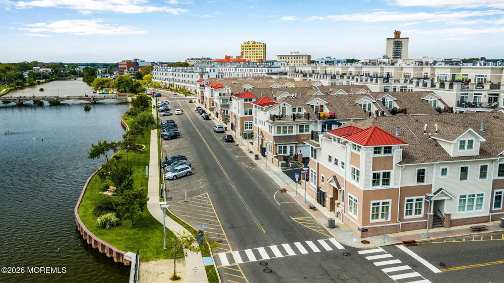 301 Lake Avenue #1 Asbury Park, NJ 07712