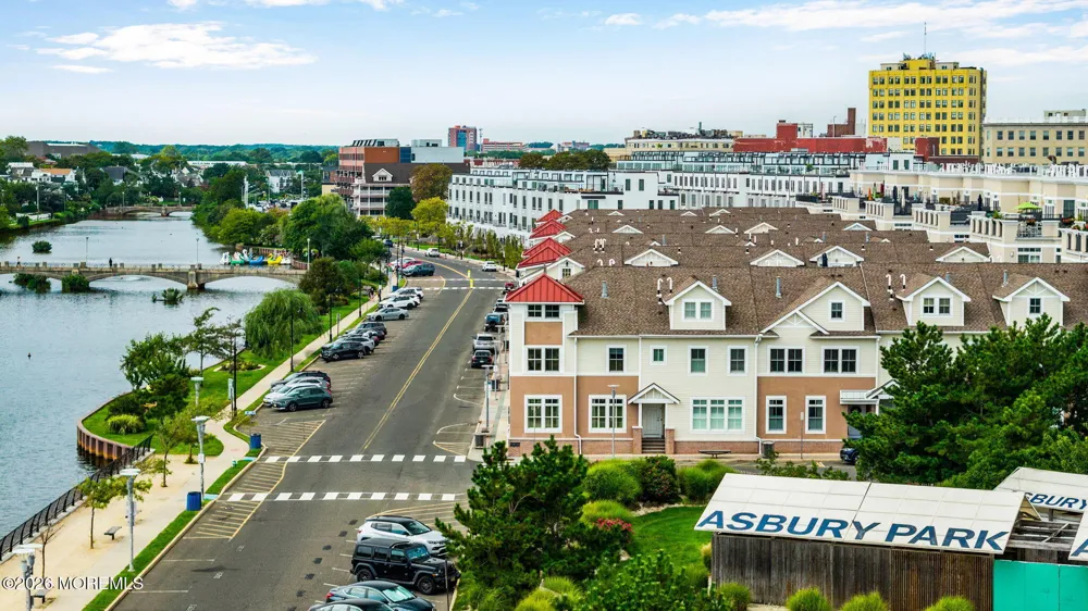 301 Lake Avenue #1 Asbury Park, NJ 07712