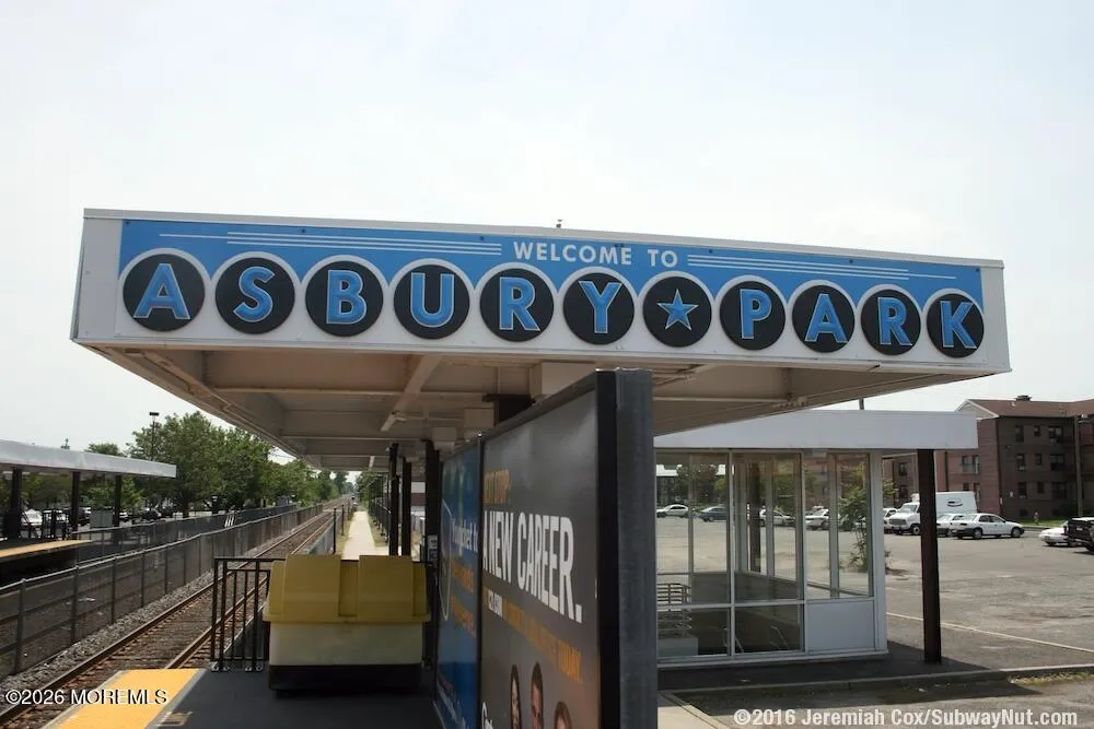 301 Lake Avenue #1 Asbury Park, NJ 07712