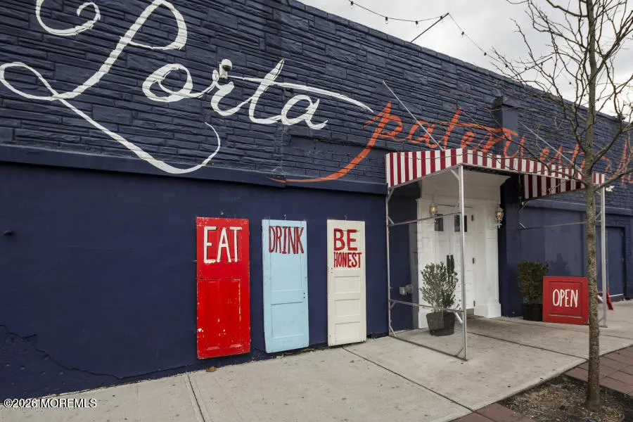 301 Lake Avenue #1 Asbury Park, NJ 07712
