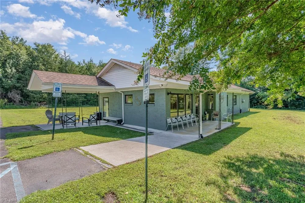 1590 Farmington Road Mocksville, NC 27028